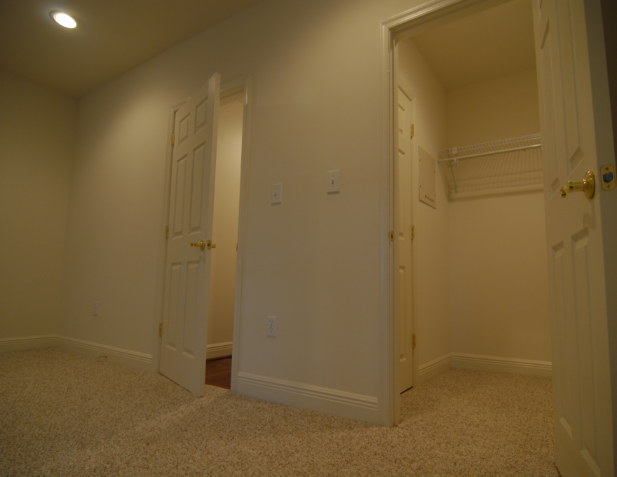 Walk in closet