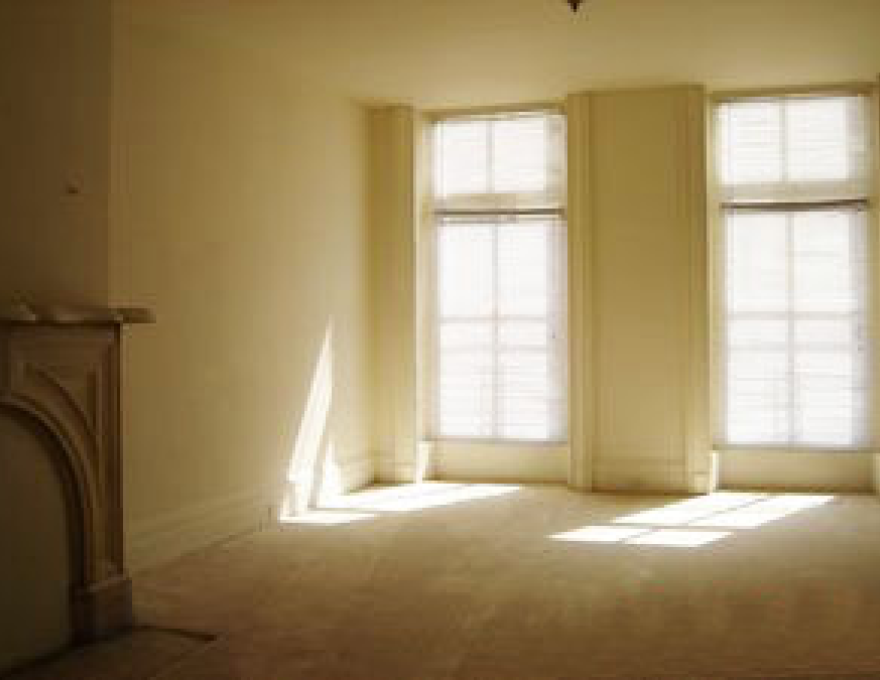 1403 Madison Ave. #1F - Living Room